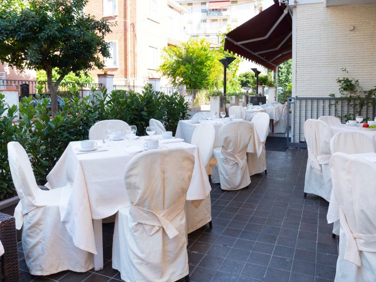 Hotel Saxon Rimini Exterior photo